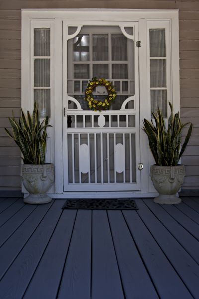 Door Screen Placement
